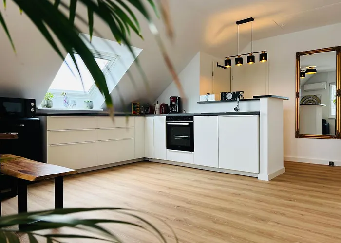 Daire Zentrale Lage, Kostenlos Parken, Ideal Fuer Pendler, Und Haustiere Willkommen!!